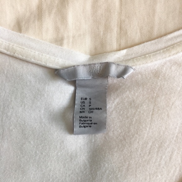 H&M White Pocket Tee - Picture 3 of 3